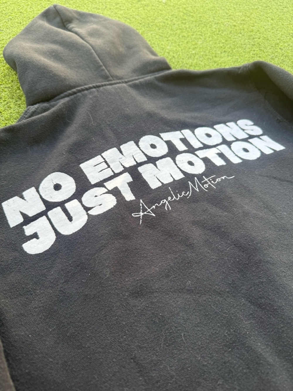 RARE MODERN DESIGNER Y2K EMO GOTH 2000s ANGELIC DESIGNER CROSS GRAPHIC ZIP UP - Picture 10 of 10